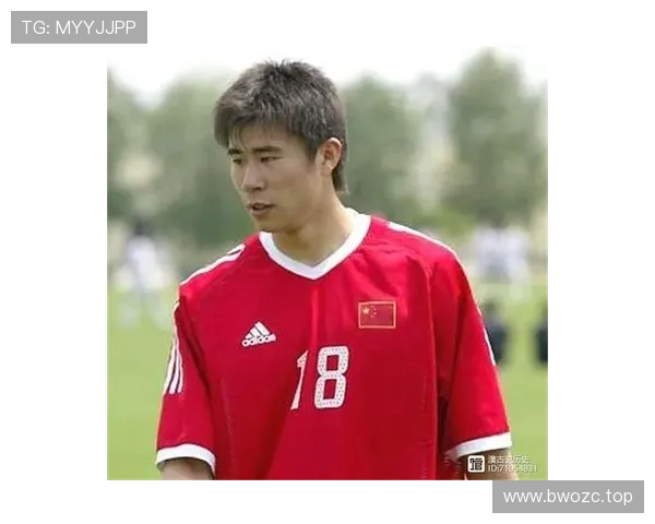 董方卓：曼联若换帅宜早不宜晚 B费应担起指挥官责任而非逃避